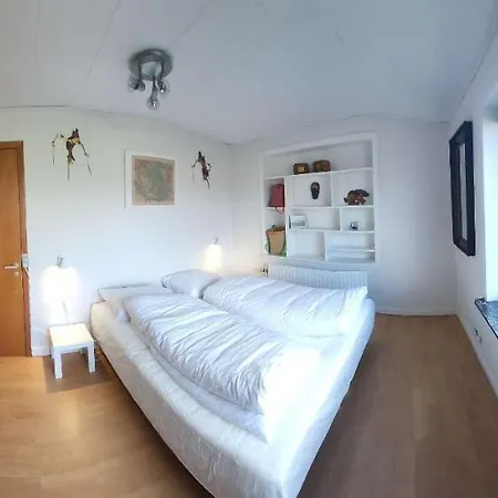 Family Friendly A, Garden, 900m Legohouse, Lalandia, Legoland Apartment Billund
